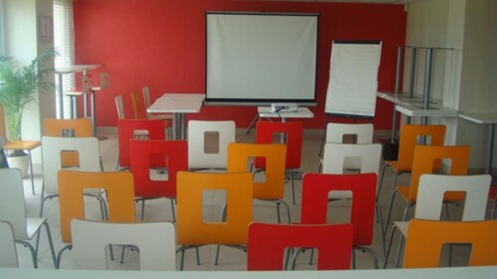 Premiere Classe Sens Nord- Saint Clement Dış mekan fotoğraf